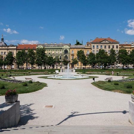 White Rose Apartment Zagreb Bagian luar foto