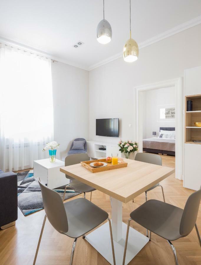 White Rose Apartment Zagreb Bagian luar foto