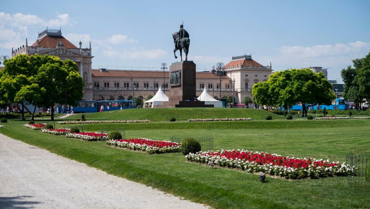 White Rose Apartment Zagreb Bagian luar foto
