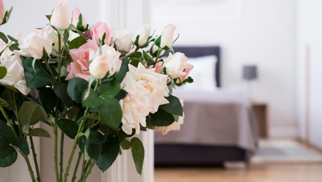 White Rose Apartment Zagreb Bagian luar foto